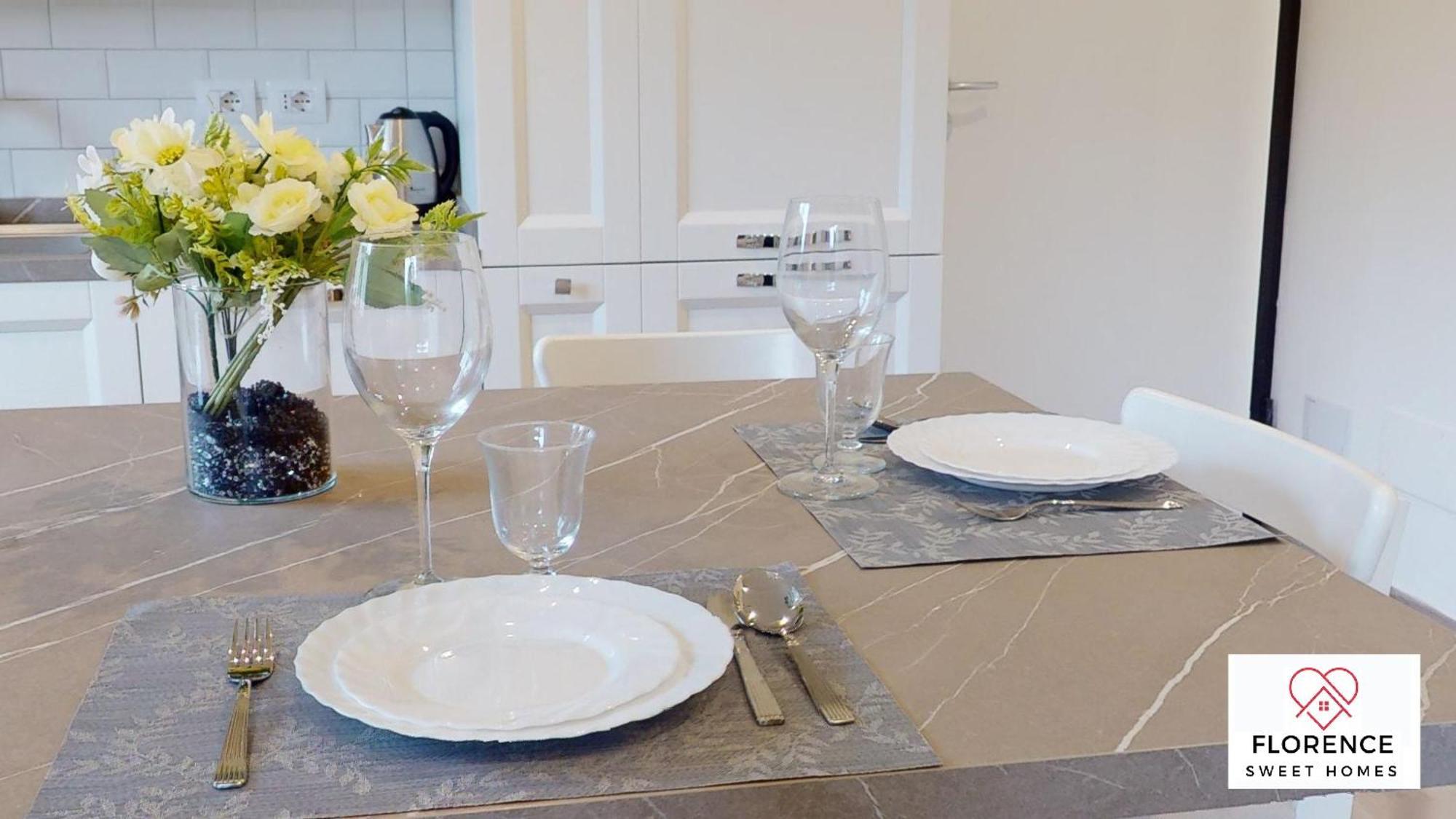 Sonia Apartment With Free Parking By Florence Sweet Homes Dış mekan fotoğraf
