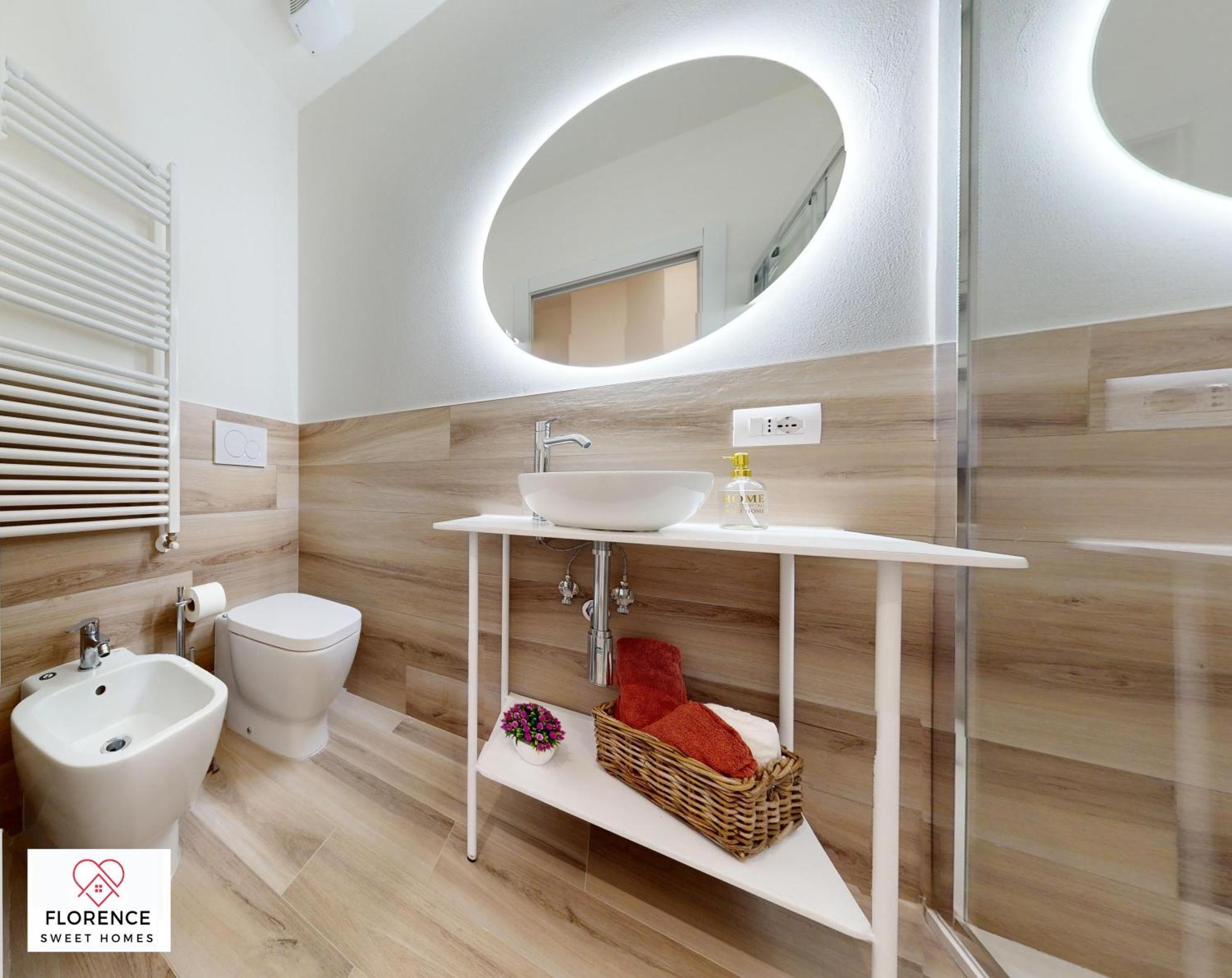 Sonia Apartment With Free Parking By Florence Sweet Homes Dış mekan fotoğraf